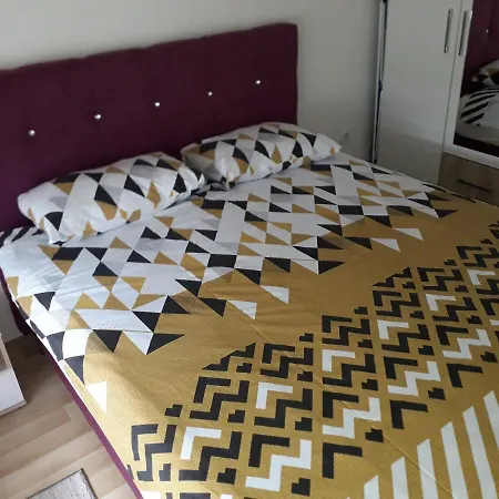 Апартаменты Centar Enmi 111